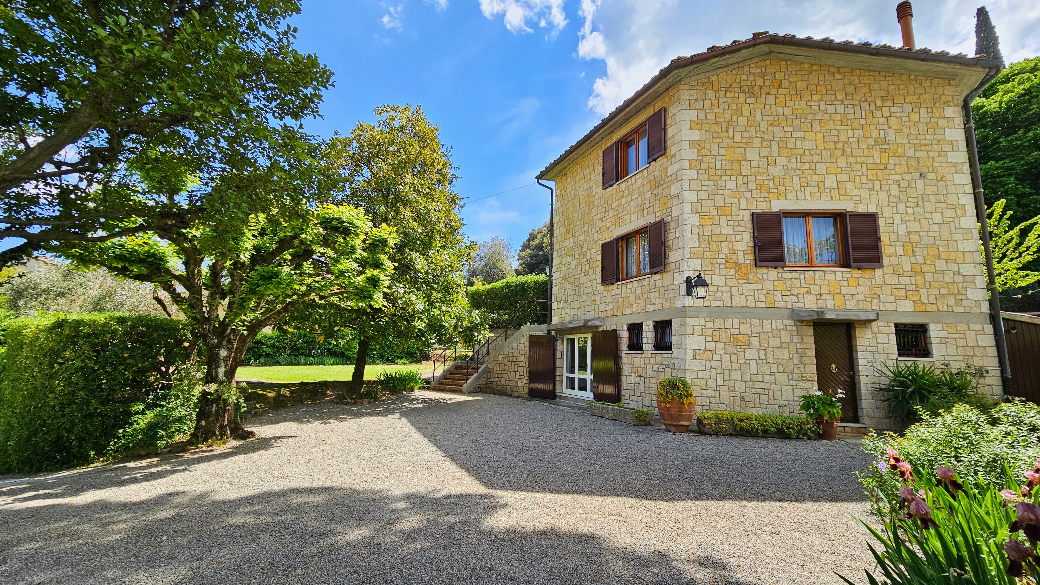 La Piccola Rocca, Cetona, villa con parco e piscina,  in centro